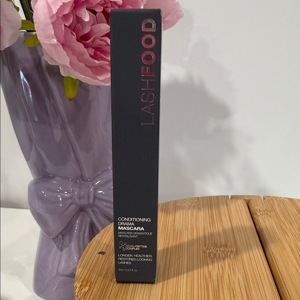 LASHFOOD CONDITIONING DRAMA BLACK MASCARA full size